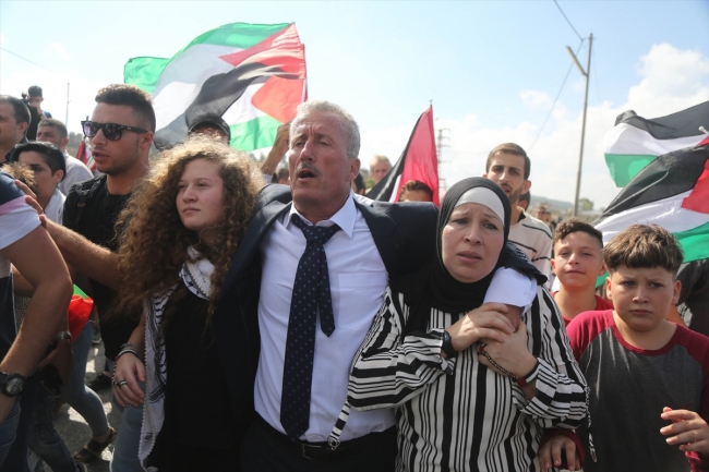 Filistinli cesur kız Temimi serbest bırakıldı